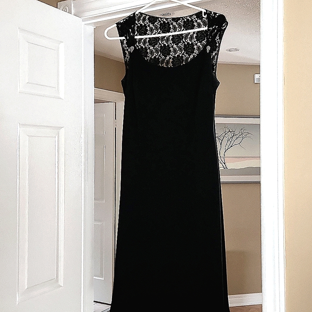 Black, lace sleeveless dress